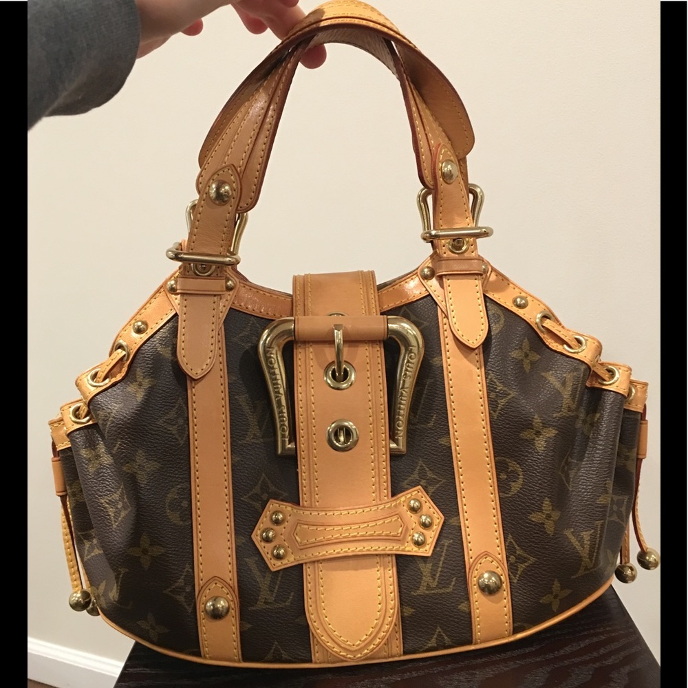 Louis Vuitton Theda Leather Handbag